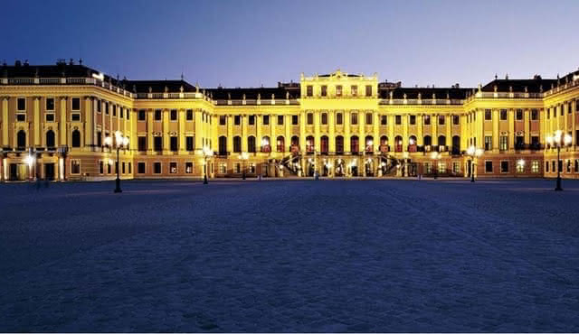 美泉宫橘圆殿 (Orangerie Schönbrunn)