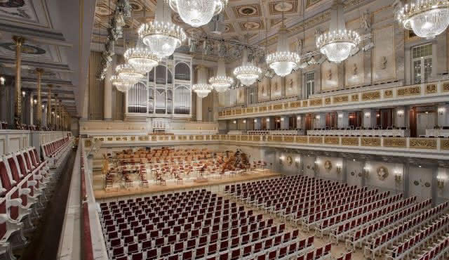Au cœur de l'action avec le Konzerthausorchester Berlin et Iván Fischer