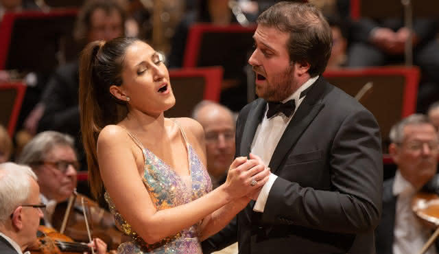 Viva La Musica! Gala de ópera para o 100º aniversário da morte de Giacomo Puccini