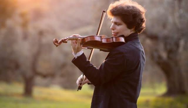 Augustin Hadelich and the Concerto Budapest