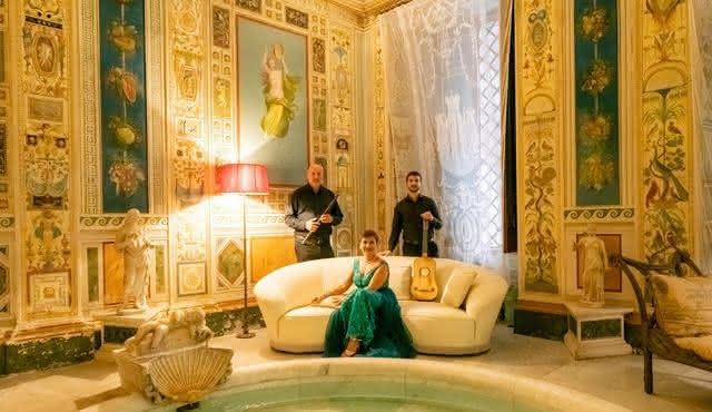 Opernserenaden in der geheimen Wohnung der Prinzessin, Palazzo Doria Pamphilj