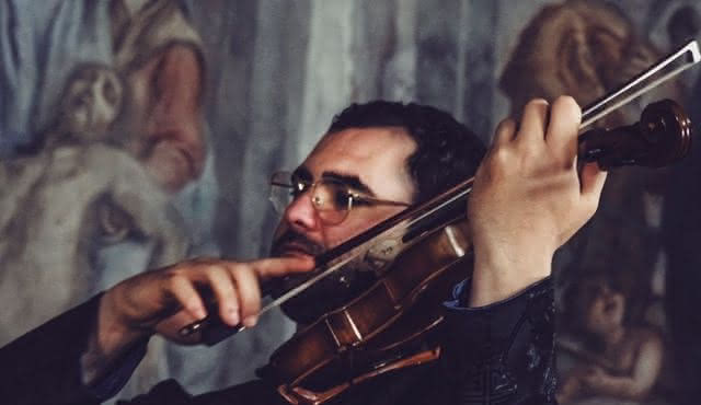 Overweging viool solo — 'Virtuositeit'.