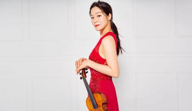 Brahms' Symfonie nr. 1 en Esther Yoo speelt Bruch
