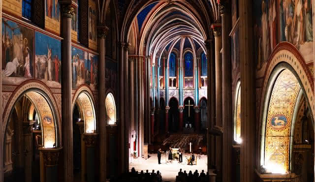 As 4 Estações de Vivaldi, Ave Maria e Adágios Célebres em Saint Germain des Prés