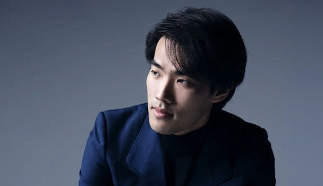 Bruce Liu: Pianorecital op de Champs‐Elysées