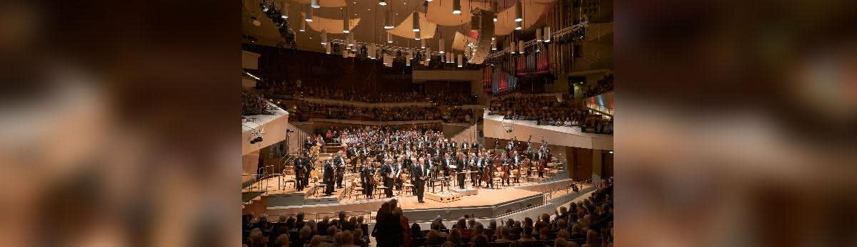 Festive season opening concert Sinfonie Orchester Berlin: Symphonics of the world at the Philharmonie, 2024-09-22, Berlin