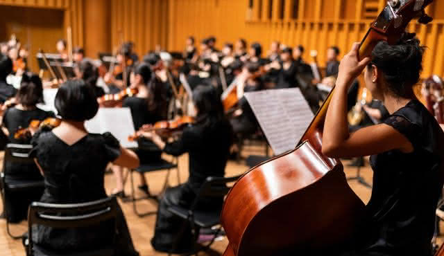 La 9ª Sinfonia di Dvořák (Dal Nuovo Mondo) alla Philharmonie di Berlino