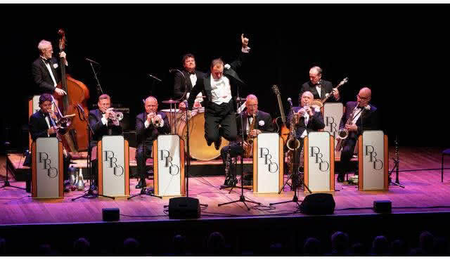 Pasadena Roof Orchestra: Puttin' on the Ritz
