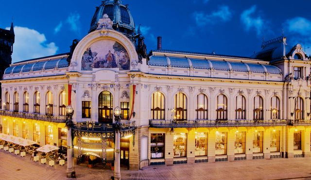 Das Prager Volkshaus: Dvořák und Mendelssohn