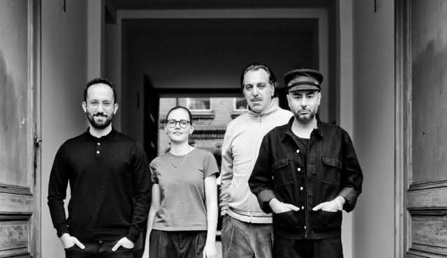 Malakoff Kowalski, Igor Levit, Johanna Summer & Chilly Gonzales: »Songs With Words« at Philharmonie Berlin