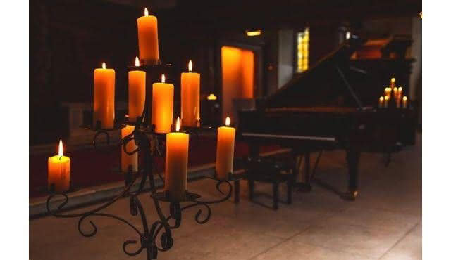 Rhapsody in Blue by Candlelight with Yuki Negishi