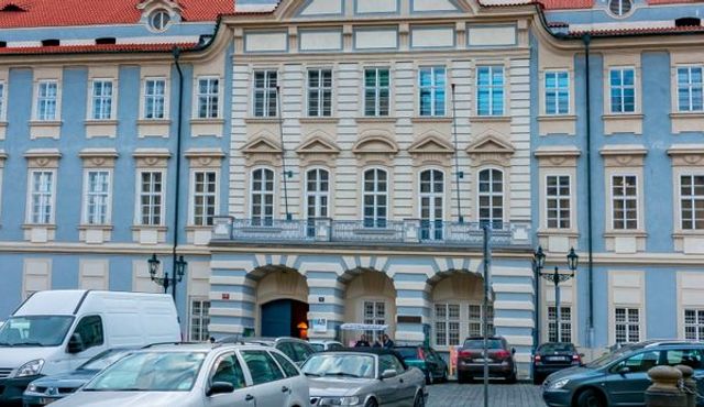 Pałac Liechtensteinów (Malostranské náměstí)