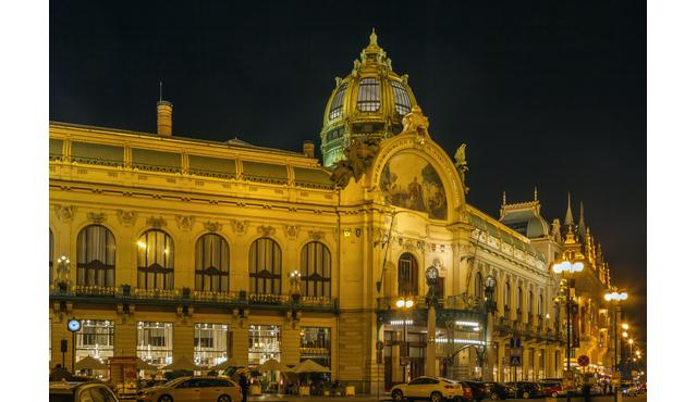Ancora insieme: Casa Municipale di Praga
