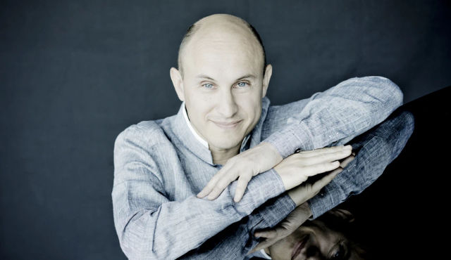 Нельсон Гёрнер: Театр Елисейских полей