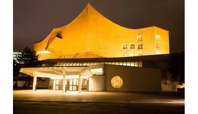 Indiana Jones rend visite à l'Orchestre philharmonique de Berlin —  Les plus grands héros du cinéma de l'histoire du cinéma