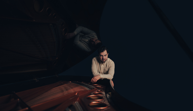 Burak Çebi: A Tribute to Ludovico Einaudi at Philharmonie Berlin