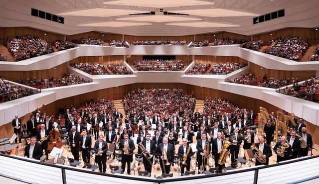 Festival de Música de Dresde: Gala inaugural, La música se une al humor&nbsp;&mdash; Schubert, Vogler, Filarmónica de Dresde, Berglund