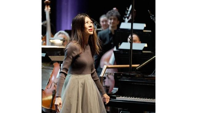 제니 린: 카우프만 음악 센터에서의 피아노 연주