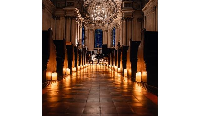 Die große Tour: Ungarische Klaviermusik bei Kerzenschein