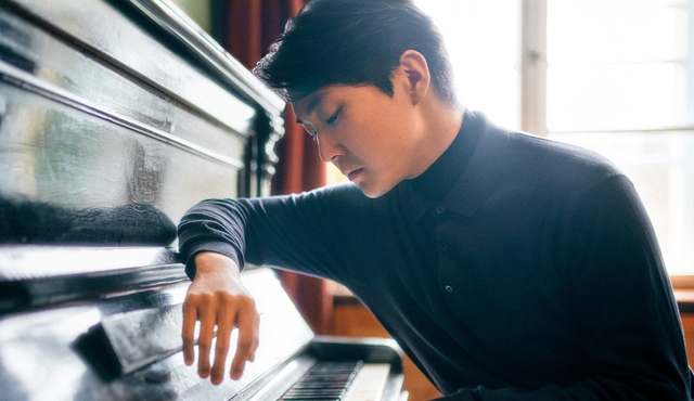 Grandi pianisti: Seong‐Jin Cho nei valzer di Chopin