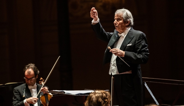 La Sinfonia n. 5 di Bruckner eseguita da Hartmut Haenchen e dalla Nederlands Philharmonisch