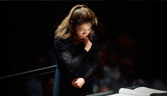 Concertgebouw Orchestra and Elim Chan: Elgar and Beethoven