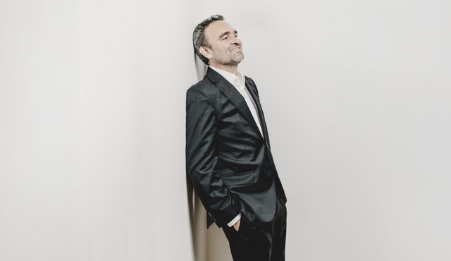 Jörg Widmann conducts Beethoven and himself