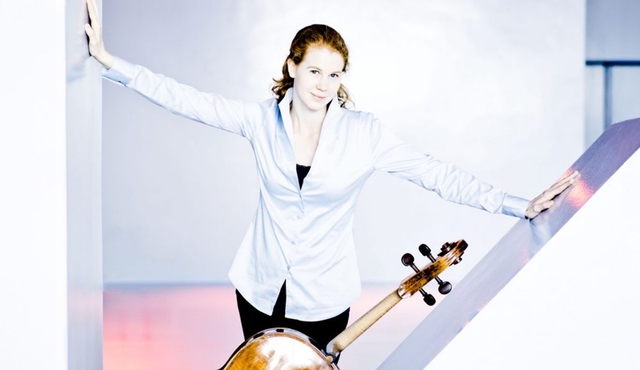 Harriet Krijgh und Mitglieder der Amsterdam Sinfonietta in Schuberts Streichquintett