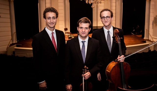 Busch Trio com Schubert e Ives