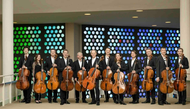 A Berlini Filharmonikusok 12 csellistája