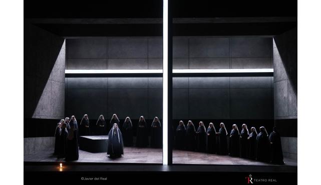 Teatro Real: Il Trovatore mit Anna Netrebko