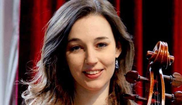 Suites pour violoncelle de Bach à la lueur des bougies