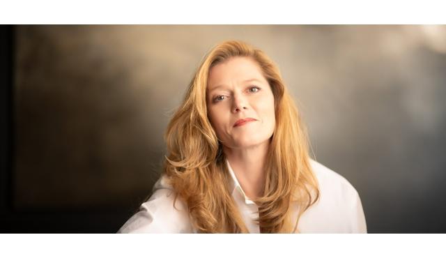 Karina Canellakis & Barbara Hannigan met Barber, Ives & Stravinsky