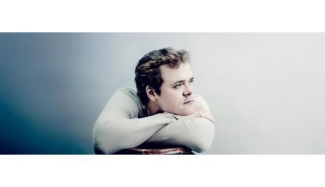 Benjamin Grosvenor: Piano at the Champs‐Elysées