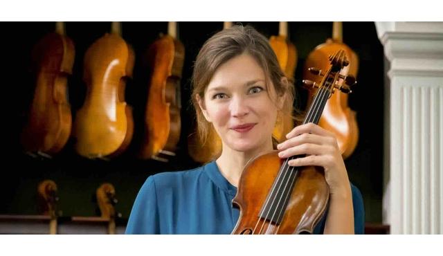 La Symphonie n° 1 de Mahler et Janine Jansen interprète Chostakovitch