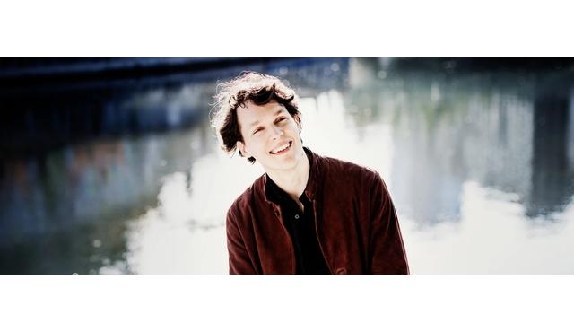 Lukas Sternath: Piano at the Champs‐Elysées