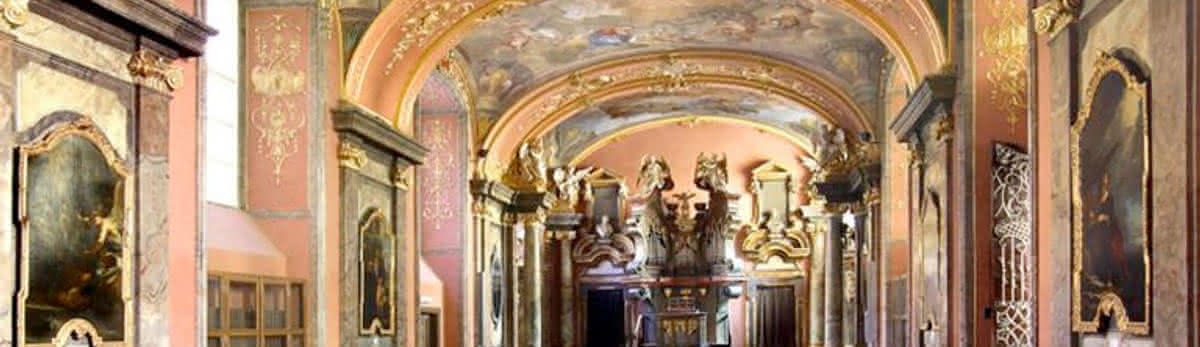 Klementinum Mirror Chapel, Old Prague